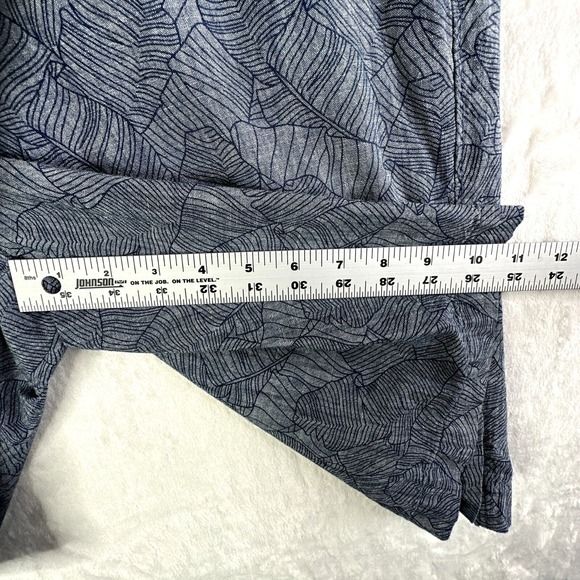 Banana Republic Mens Emerson Shorts 35 Blue‎ Leaf Print Travel Spring Break - Picture 12 of 12